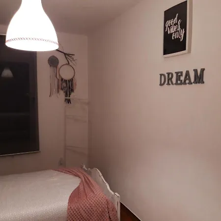 Mfb House بيت للعطل بينيش