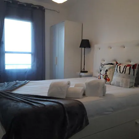 Mfb House بيت للعطل بينيش