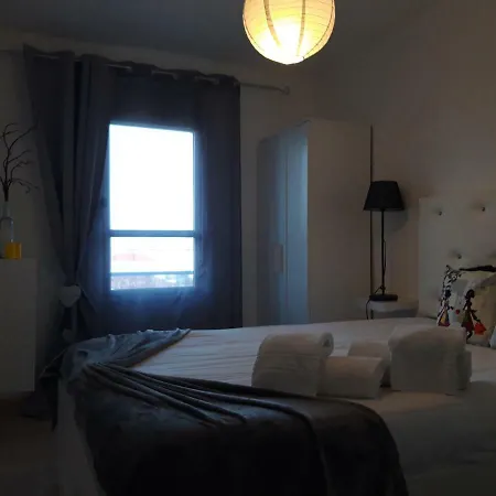 بيت للعطل Mfb House
